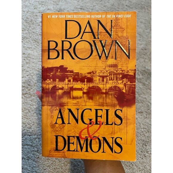 Dan Brown Angels & Demons Softcover Book - Picture 2 of 4